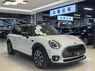 MINI CLUBMAN 2024 купить из Китая, цена 4 220 000 ₽ — Suifenhe Auto