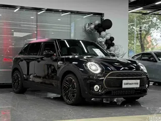 MINI CLUBMAN 2024 купить из Китая, цена 6 088 000 ₽ — Suifenhe Auto
