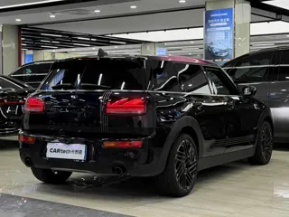 MINI CLUBMAN 2024 купить из Китая, цена 6 088 000 ₽ — Suifenhe Auto