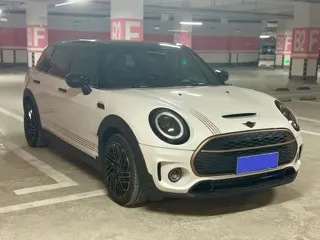 MINI CLUBMAN 2024 купить из Китая, цена 6 819 000 ₽ — Suifenhe Auto