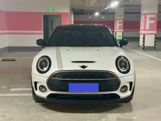 MINI CLUBMAN 2024 купить из Китая, цена 6 819 000 ₽ — Suifenhe Auto