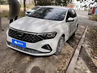 Jetta VA3 2023 купить из Китая, цена 1 028 000 ₽ — Suifenhe Auto