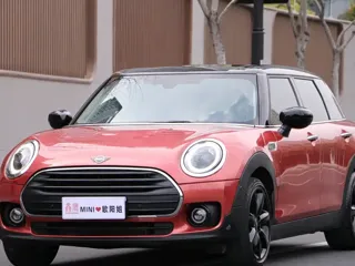 MINI CLUBMAN 2022 купить из Китая, цена 2 712 000 ₽ — Suifenhe Auto
