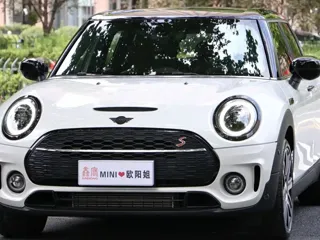 MINI CLUBMAN 2024 купить из Китая, цена 5 897 000 ₽ — Suifenhe Auto