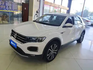 Volkswagen T-ROC 2018 купить из Китая, цена 1 271 000 ₽ — Suifenhe Auto