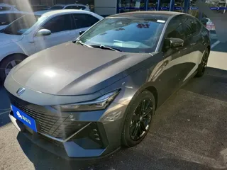 Changan UNI-V 2024 купить из Китая, цена 2 545 000 ₽ — Suifenhe Auto