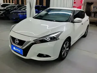 Nissan Lannia 2019 купить из Китая, цена 1 309 000 ₽ — Suifenhe Auto