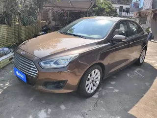 Ford Escort 2018 купить из Китая, цена 1 002 000 ₽ — Suifenhe Auto
