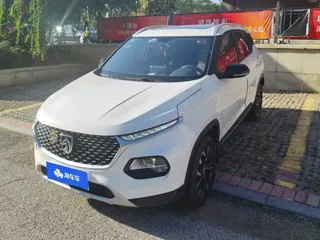 Baojun 510 2019 купить из Китая, цена 1 041 000 ₽ — Suifenhe Auto