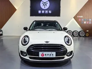 MINI CLUBMAN 2022 купить из Китая, цена 2 452 000 ₽ — Suifenhe Auto