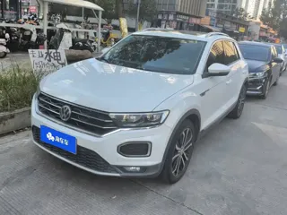Volkswagen T-ROC 2020 купить из Китая, цена 1 415 000 ₽ — Suifenhe Auto