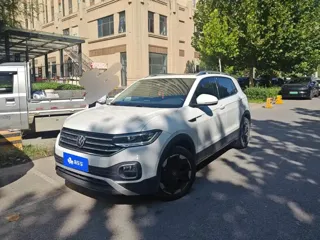 Volkswagen Tacqua 2021 купить из Китая, цена 1 499 000 ₽ — Suifenhe Auto