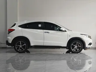 Honda Vezel 2022 купить из Китая, цена 1 560 000 ₽ — Suifenhe Auto