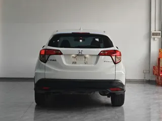 Honda Vezel 2022 купить из Китая, цена 1 560 000 ₽ — Suifenhe Auto