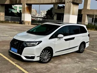 Honda Elysion 2024 купить из Китая, цена 4 354 000 ₽ — Suifenhe Auto