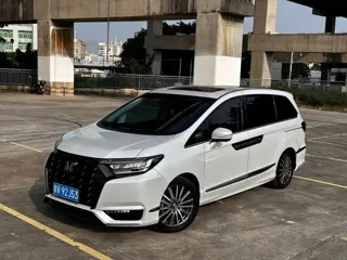 Honda Elysion 2024 купить из Китая, цена 4 354 000 ₽ — Suifenhe Auto
