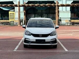 Honda Fit 2022 купить из Китая, цена 1 205 000 ₽ — Suifenhe Auto
