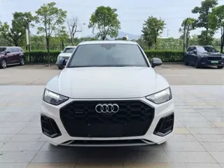 Audi Q5 2024 купить из Китая, цена 5 434 000 ₽ — Suifenhe Auto