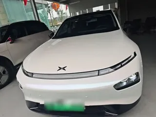 XPeng P7+ 2023 купить из Китая, цена 4 304 000 ₽ — Suifenhe Auto