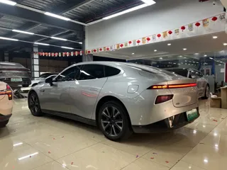 XPeng P7+ 2022 купить из Китая, цена 3 603 000 ₽ — Suifenhe Auto