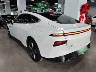 XPeng P7+ 2022 купить из Китая, цена 4 122 000 ₽ — Suifenhe Auto