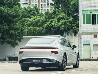 XPeng P7+ 2021 купить из Китая, цена 3 733 000 ₽ — Suifenhe Auto