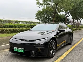 XPeng P7+ 2023 купить из Китая, цена 4 333 000 ₽ — Suifenhe Auto