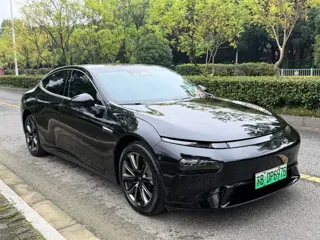 XPeng P7+ 2023 купить из Китая, цена 4 333 000 ₽ — Suifenhe Auto