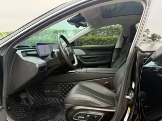 XPeng P7+ 2023 купить из Китая, цена 4 333 000 ₽ — Suifenhe Auto