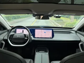 XPeng P7+ 2023 купить из Китая, цена 4 333 000 ₽ — Suifenhe Auto