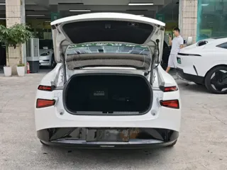 XPeng P7+ 2021 купить из Китая, цена 3 982 000 ₽ — Suifenhe Auto