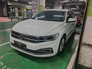 Volkswagen Bora 2022 купить из Китая, цена 1 241 000 ₽ — Suifenhe Auto