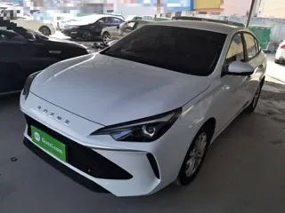 Roewe i5 2025 купить из Китая, цена 1 166 000 ₽ — Suifenhe Auto