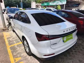 Roewe i5 2026 купить из Китая, цена 1 405 000 ₽ — Suifenhe Auto
