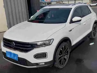 Volkswagen T-ROC 2022 купить из Китая, цена 1 667 000 ₽ — Suifenhe Auto