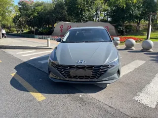 Hyundai Elantra 2021 купить из Китая, цена 1 341 000 ₽ — Suifenhe Auto