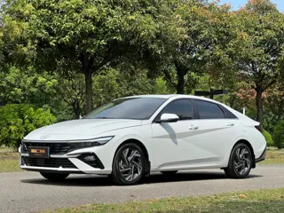 Hyundai Elantra 2025 купить из Китая, цена 1 806 000 ₽ — Suifenhe Auto