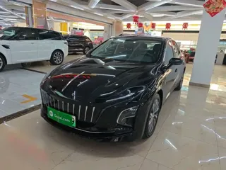 Hongqi E-QM5 2023 купить из Китая, цена 3 251 000 ₽ — Suifenhe Auto