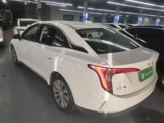 Hongqi E-QM5 2024 купить из Китая, цена 1 803 000 ₽ — Suifenhe Auto