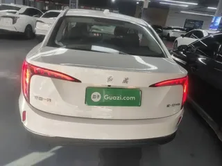 Hongqi E-QM5 2024 купить из Китая, цена 1 803 000 ₽ — Suifenhe Auto