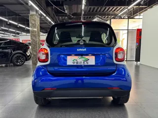 smart fortwo 2019 купить из Китая, цена 1 273 000 ₽ — Suifenhe Auto