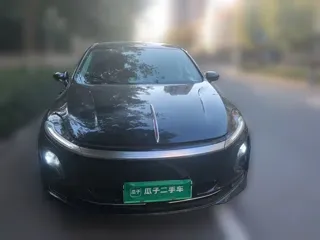 Hongqi E-QM5 2025 купить из Китая, цена 1 819 000 ₽ — Suifenhe Auto