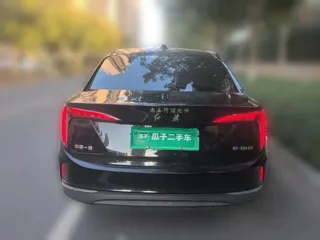 Hongqi E-QM5 2025 купить из Китая, цена 1 819 000 ₽ — Suifenhe Auto