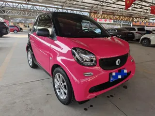 smart fortwo 2019 купить из Китая, цена 1 195 000 ₽ — Suifenhe Auto