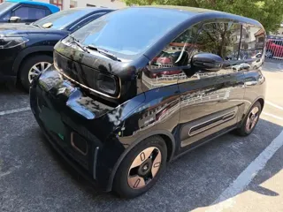 Baojun KiWi EV 2021 купить из Китая, цена 965 000 ₽ — Suifenhe Auto