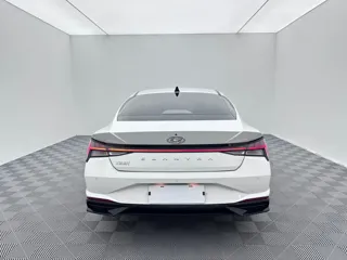 Hyundai Elantra 2022 купить из Китая, цена 1 671 000 ₽ — Suifenhe Auto