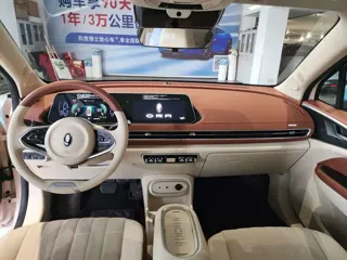 ORA Good Cat 2023 купить из Китая, цена 1 594 000 ₽ — Suifenhe Auto