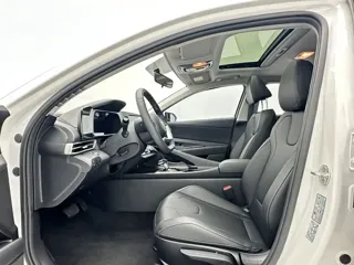 Hyundai Elantra 2023 купить из Китая, цена 1 597 000 ₽ — Suifenhe Auto