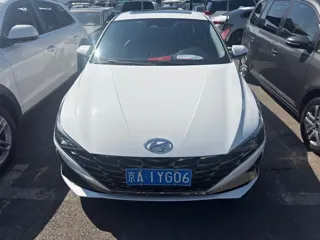 Hyundai Elantra 2023 купить из Китая, цена 1 518 000 ₽ — Suifenhe Auto