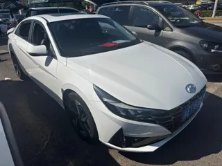 Hyundai Elantra 2023 купить из Китая, цена 1 518 000 ₽ — Suifenhe Auto